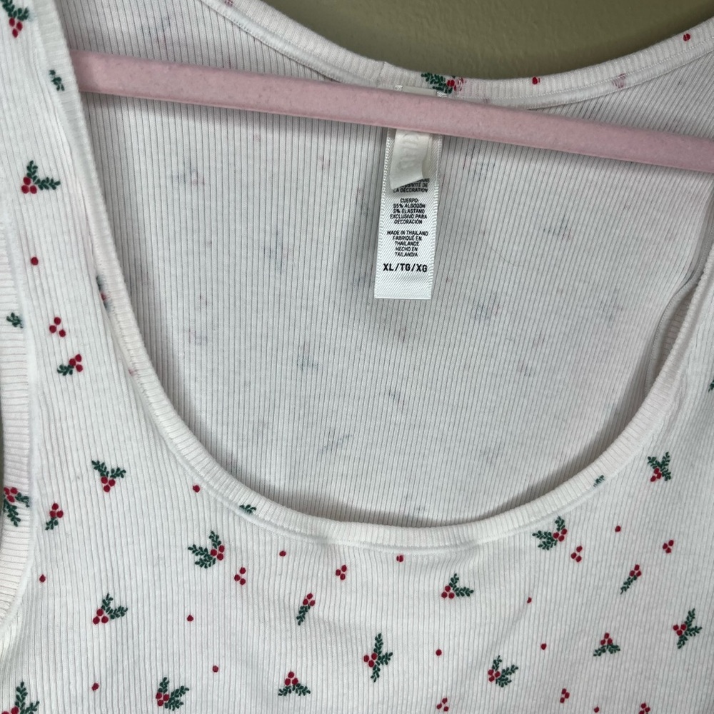 SKIMS Limited Edition Mistletoe Rib Tank & Boxer Set - Picture 3 of 8